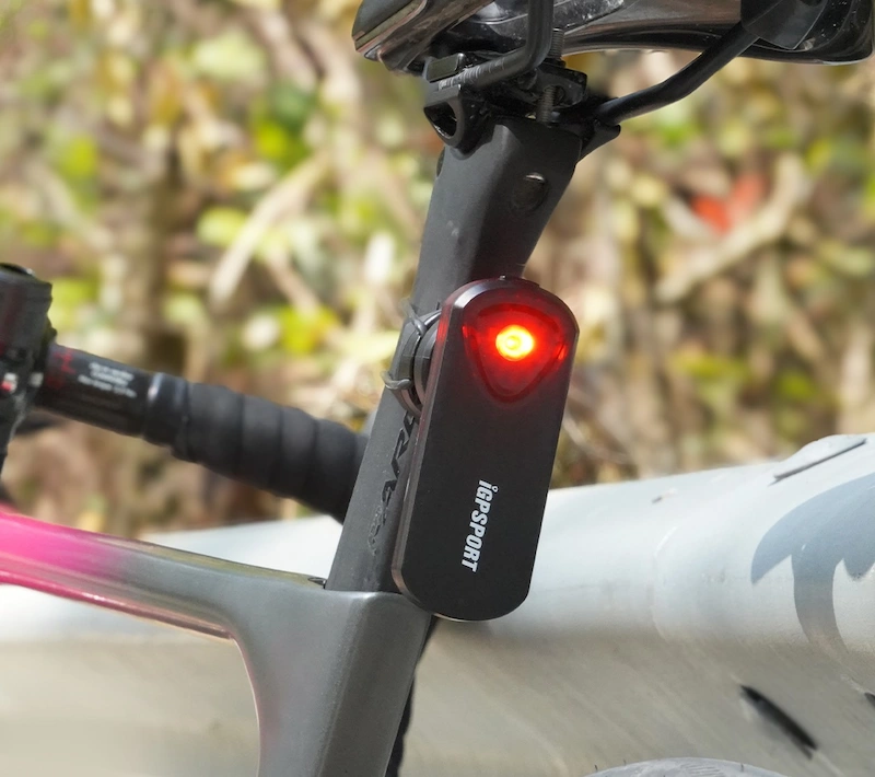 Igpsport Luz Trasera con Radar SR30